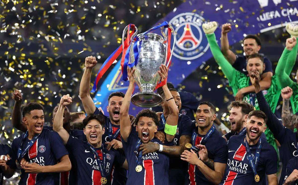 米兰体育-巴黎圣日耳曼主场大胜，三连胜稳坐积分榜榜首的简单介绍